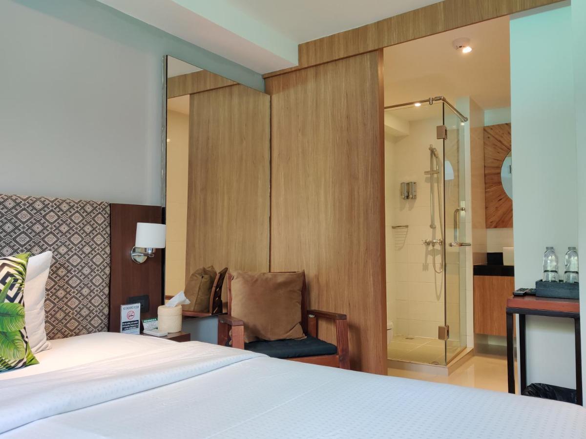 Check In Saladaeng (Adults Only) 호텔 방콕 외부 사진