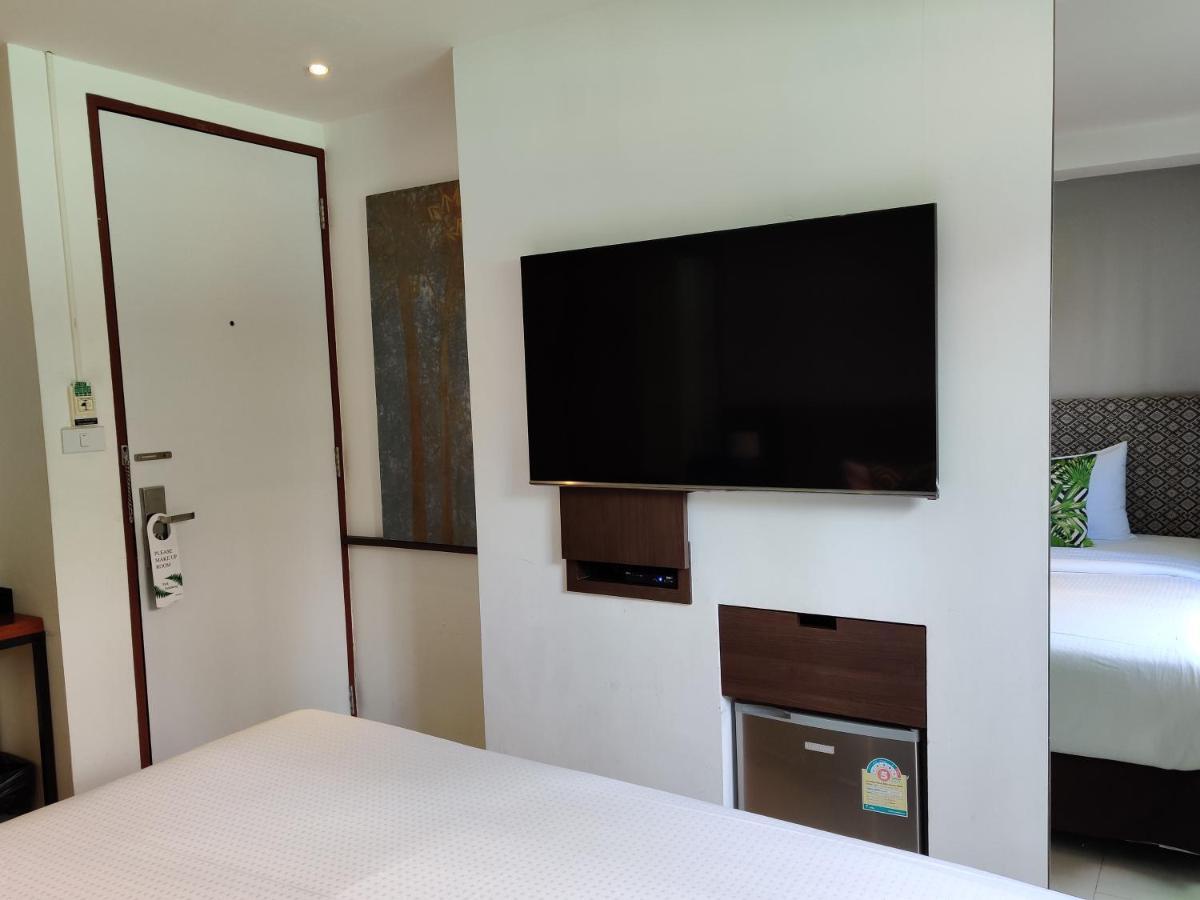 Check In Saladaeng (Adults Only) 호텔 방콕 외부 사진